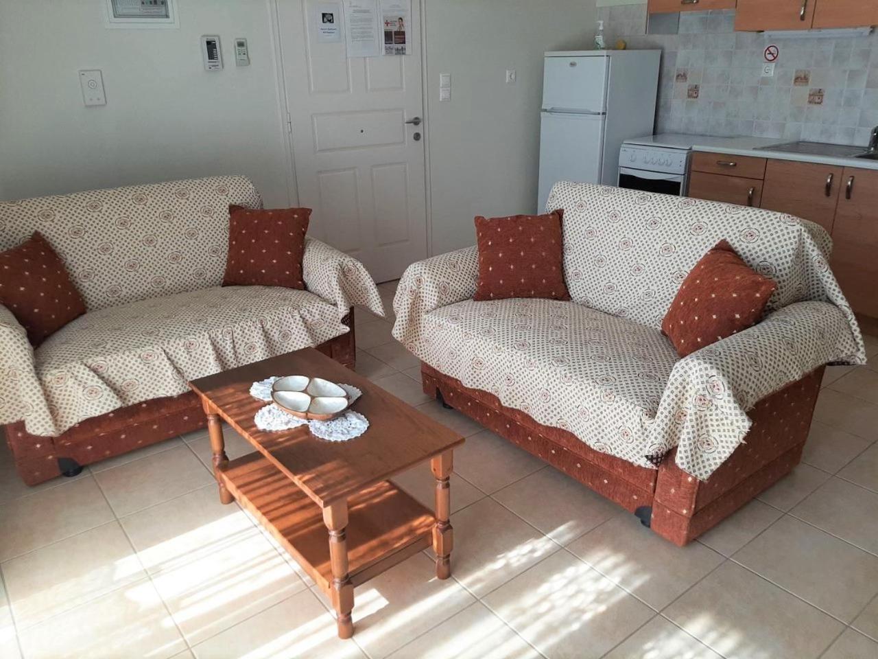 Giannos Apartments Agia Efimia Bagian luar foto