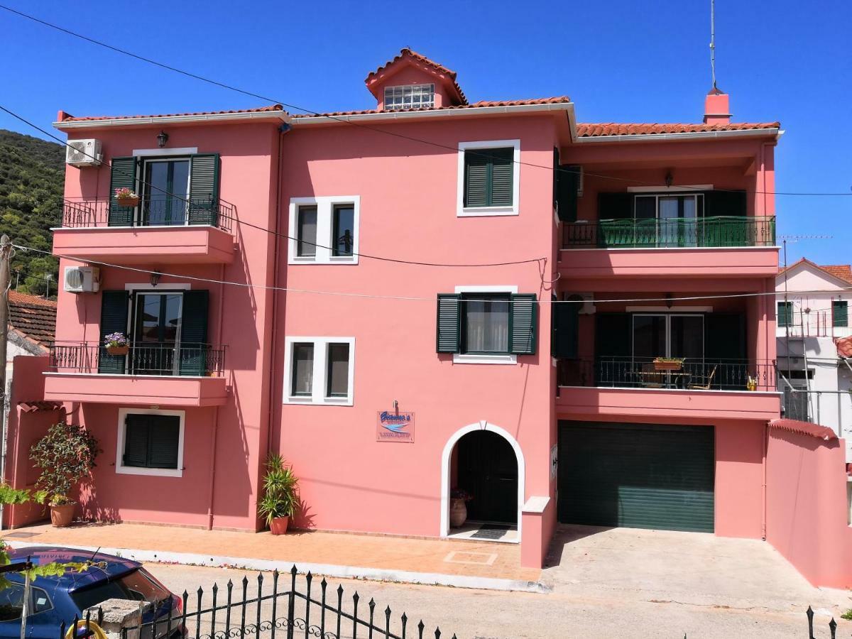 Giannos Apartments Agia Efimia Bagian luar foto