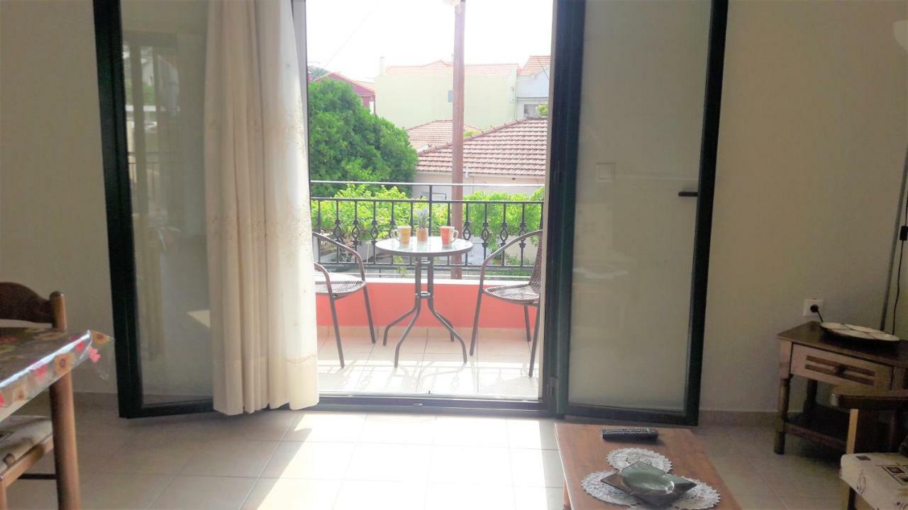 Giannos Apartments Agia Efimia Bagian luar foto