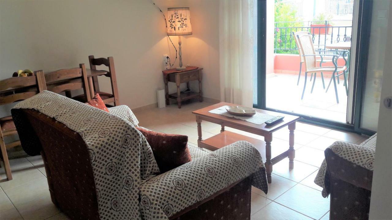 Giannos Apartments Agia Efimia Bagian luar foto