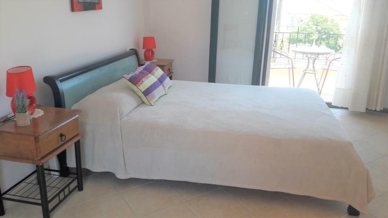 Giannos Apartments Agia Efimia Bagian luar foto