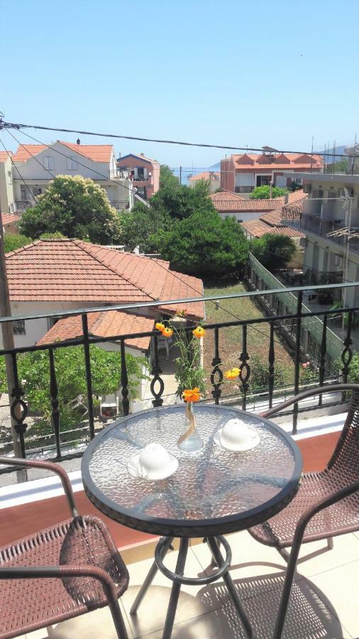 Giannos Apartments Agia Efimia Bagian luar foto