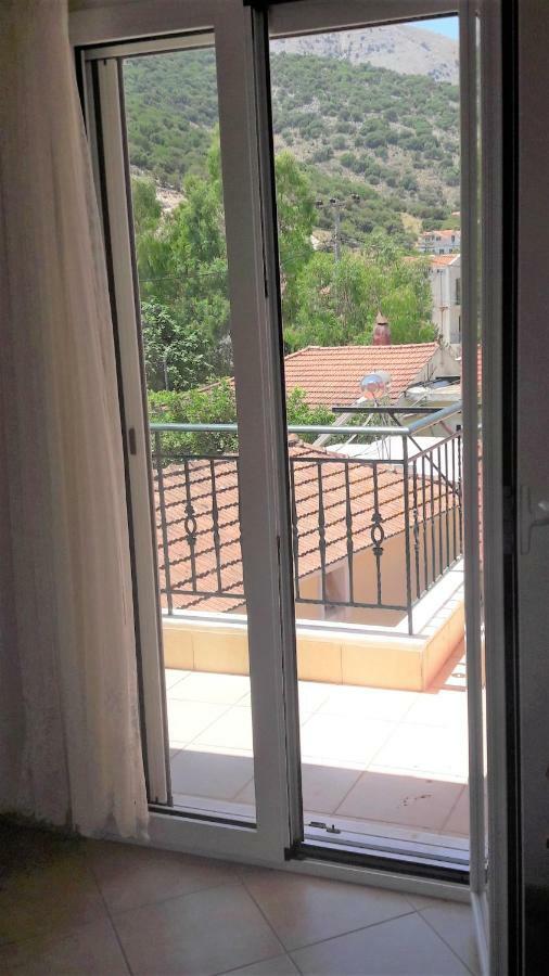 Giannos Apartments Agia Efimia Bagian luar foto